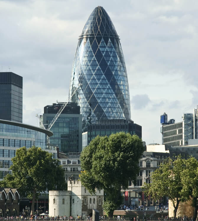 london gherkin 2004 skyline