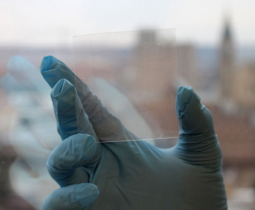 shatterproof smartphone screen material