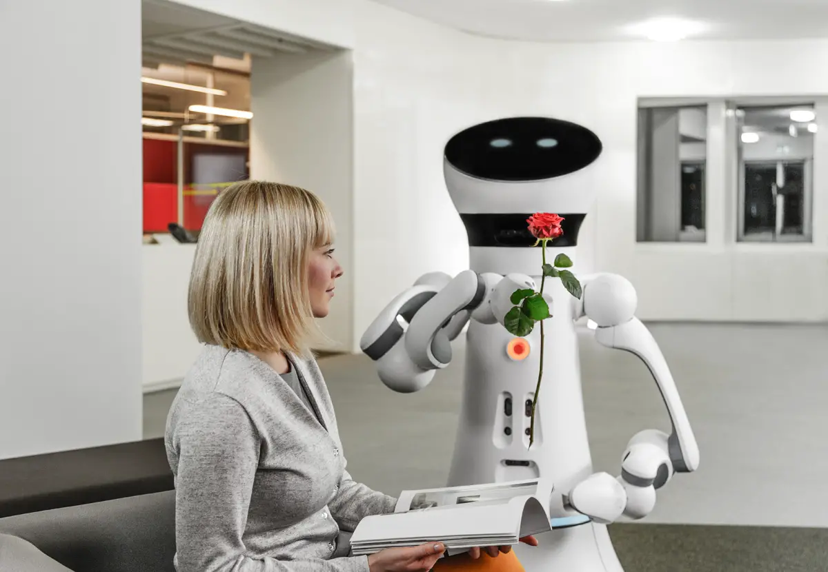 Care-O-bot 4: a universal helper for everyday situations