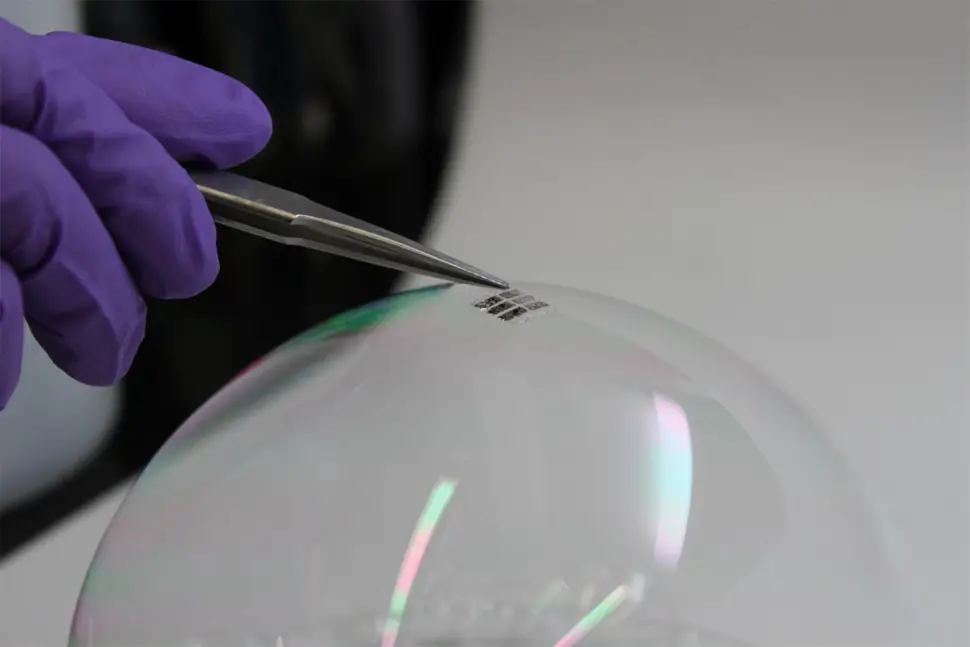 thinnest and lightest solar cell soap bubble mit