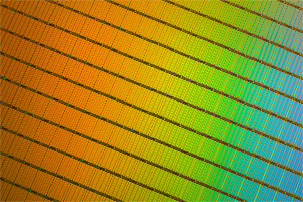 10tb solid state drive intel technology 2015 timeline